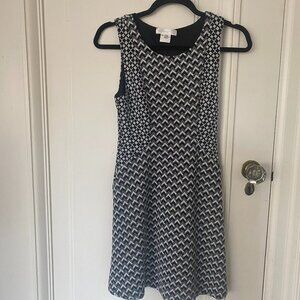 Black & White Dual-Patterned Scoop-Neck Flare Dress Business Casual Checkered